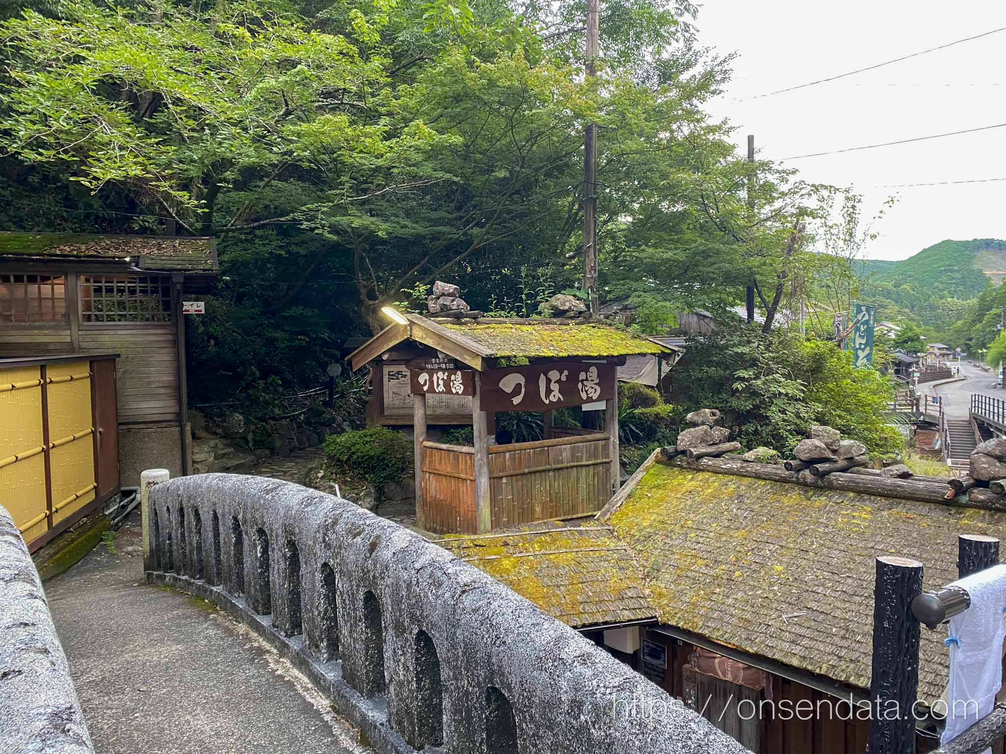 和歌山県　湯の峰温泉　つぼ湯